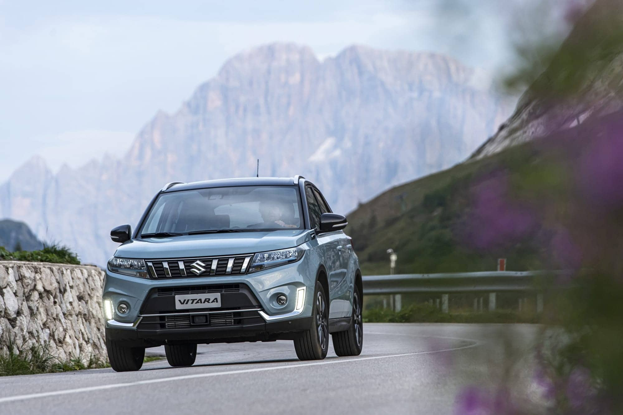 Suzuki Vitara Hybrid 10