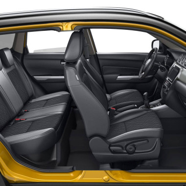 Suzuki Vitara Hybrid kabine